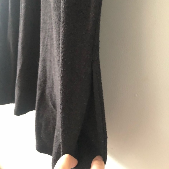 Black comfy dress with hoodie - Picture 4 of 5